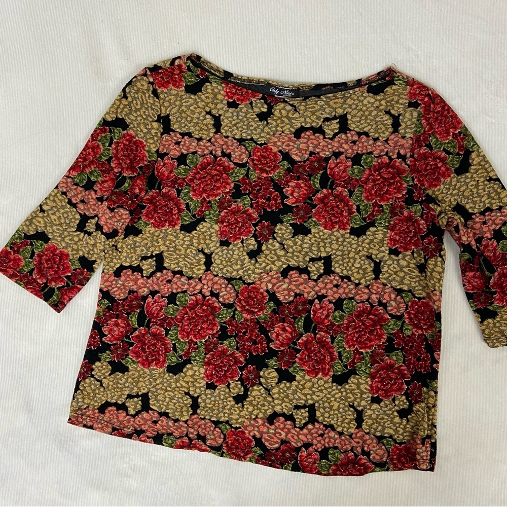 Only Nine Women’s 2X Top